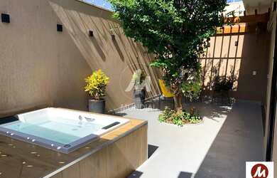 Imagem: A casa possui 3 Dormitórios, 5 Banheiros, 4 Vagas na garagem