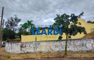 Imagem: O terreno possui 366m² de Área e está localizado em Jardim