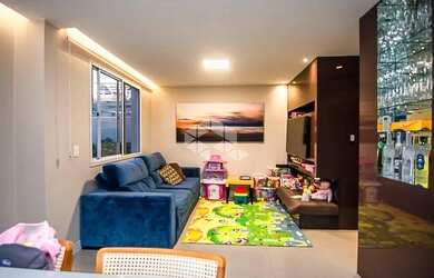 Imagem: A casa em condomínio possui 3 Dormitórios, 3 Banheiros, 2