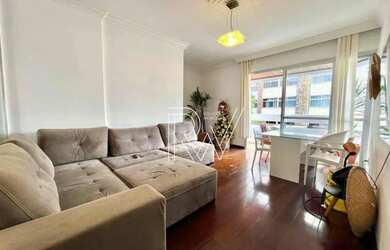 Imagem: O apartamento possui 2 Dormitórios, 2 Banheiros, 1 Vaga na