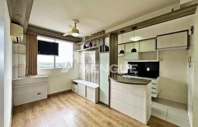 Imagem: O apartamento possui 2 Dormitórios, 1 Banheiro, 1 Vaga na garagem