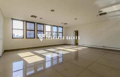 Imagem 4: Sala em alto padrão com 82 m² na Savassi