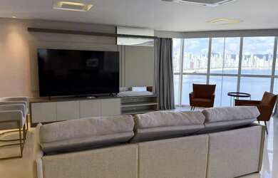 Imagem: O apartamento possui 4 Dormitórios, 5 Banheiros, 4 Vagas na