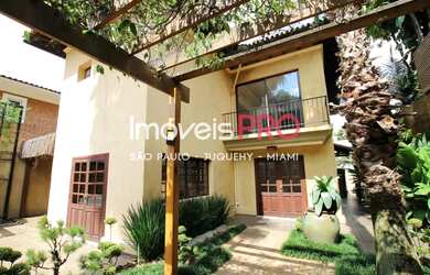 Imagem: A casa à venda possui 3 Dormitórios, 5 Banheiros, 3 Vagas