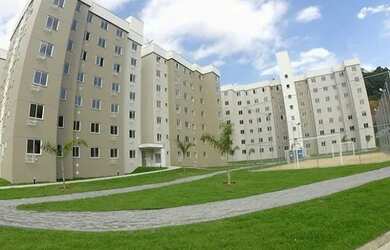 Imagem: O apartamento possui 2 Dormitórios, 1 Banheiro, 1 Vaga na garagem