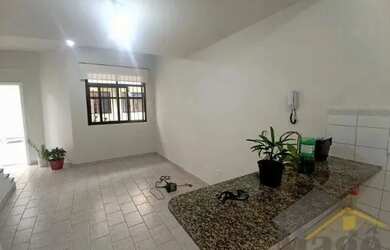 Imagem: A casa em condomínio possui 2 Dormitórios, 1 Banheiro, 1 Vaga