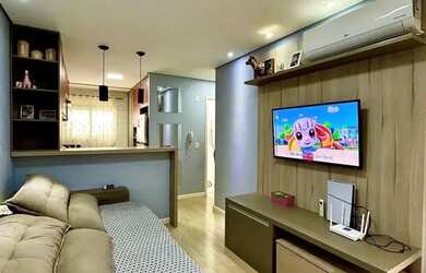 Imagem: O apartamento possui 2 Dormitórios, 1 Banheiro, 1 Vaga na garagem