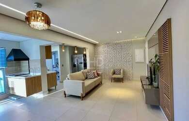 Imagem: O apartamento possui 2 Dormitórios, 2 Banheiros, 2 Vagas na