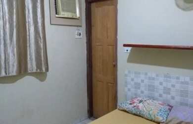 Imagem: A casa possui 3 Dormitórios, 2 Banheiros, Imóvel mobiliado