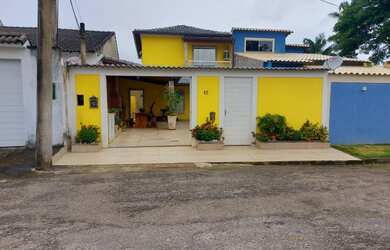 Imagem: A casa em condomínio possui 4 Dormitórios, 4 Banheiros, 2