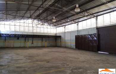 Imagem: O depósito possui 460m² de Área e está localizado em Jardim