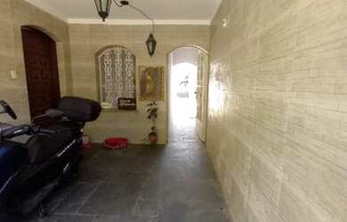 Imagem: A casa possui 1 Dormitório, 1 Banheiro, 55m² de Área e está