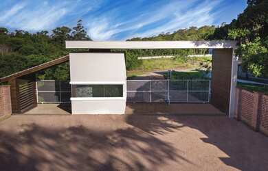 Imagem: O terreno possui 467m² de Área e está localizado em Linha