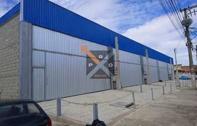 Imagem: O depósito possui 4 Vagas na garagem, 250m² de Área e está