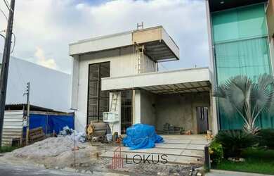 Imagem: A casa em condomínio possui 3 Dormitórios, 4 Banheiros, 2