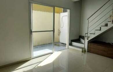 Imagem 2: Alugo linda casa em Condomínio Fechado Villa Versilia - Flores