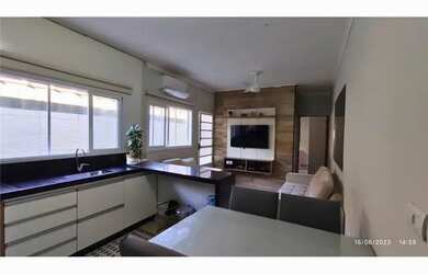 Imagem: A casa possui 5 Dormitórios, 5 Banheiros, 3 Vagas na garagem