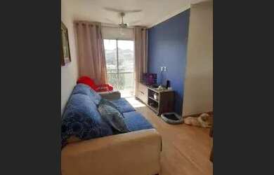 Imagem: O apartamento possui 3 Dormitórios, 1 Banheiro, 1 Vaga na garagem