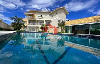 Imagem: A casa em condomínio possui 5 Dormitórios, 5 Banheiros, 4