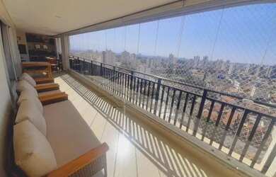 Imagem: O apartamento possui 3 Dormitórios, 5 Banheiros, 3 Vagas na