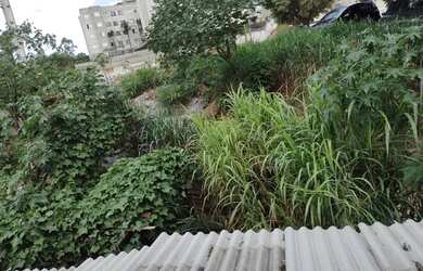 Imagem 4: Vendo ou troco uma casa. Varanda, 1 Vaga na garageme3 Dormitórios