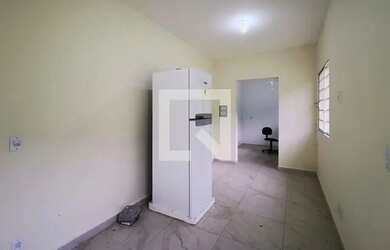 Imagem: A casa possui 1 Dormitório, 2 Banheiros, 6.500m² de Área