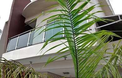 Imagem: A casa em condomínio possui 3 Dormitórios, 5 Banheiros e