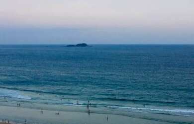 Imagem 7: quot Amplo apartamento de frente para o mar quot