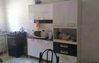 Imagem: A casa possui 2 Dormitórios, 1 Banheiro e 60m² de Área e