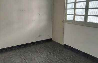 Imagem: O apartamento possui 1 Dormitório, 1 Banheiro, 70m² de Área