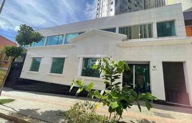 Imagem: O depósito possui 1 Vaga na garagem, 350m² de Área e está