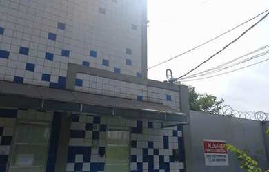 Imagem: O depósito possui 4 Vagas na garagem e está localizado em