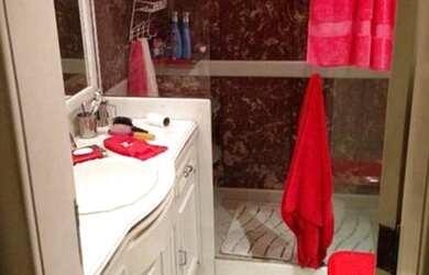 Imagem 14: JARDIM MARAPENDI. Piscina, Área de serviço, 750m² de Áreae5 Vagas...