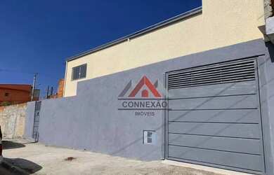 Imagem: A casa possui 3 Dormitórios, 2 Banheiros, 1 Vaga na garagem