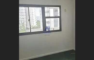 Imagem: O apartamento possui 2 Dormitórios, 2 Banheiros, 2 Vagas na