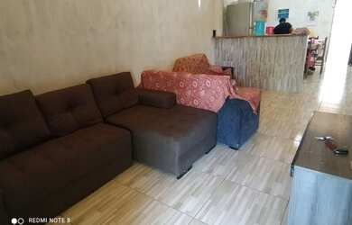 Imagem: A casa possui 2 Dormitórios, 2 Banheiros, 1 Vaga na garagem