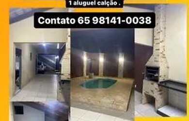 Imagem: A casa possui 3 Dormitórios, 2 Banheiros e 3 Vagas na garagem