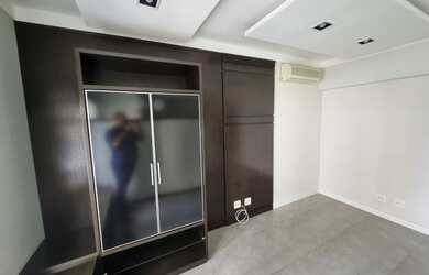 Imagem: O depósito possui 1 Vaga na garagem, 35m² de Área e está