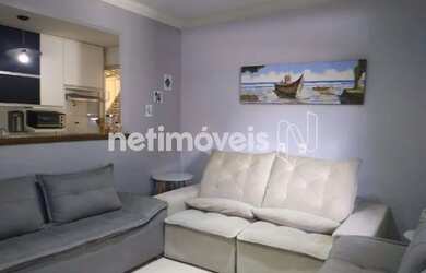 Imagem: A casa possui 3 Dormitórios, 1 Banheiro, 2 Vagas na garagem