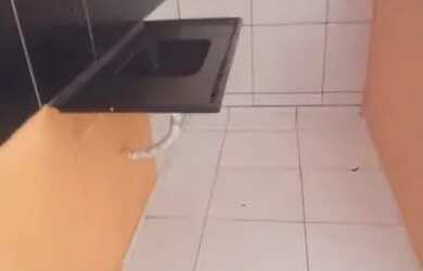 Imagem: O apartamento possui 1 Dormitório, 1 Banheiro e 1 Vaga na garagem