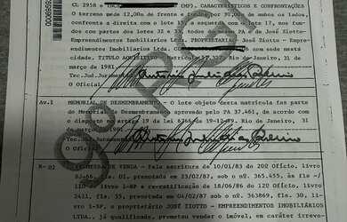 Imagem: O terreno possui 360m² de Área e está localizado em Barra