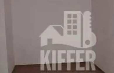 Imagem: O apartamento possui 3 Dormitórios, 1 Banheiro, 1 Vaga na garagem