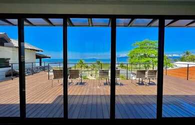 Imagem 7: Casa de Frente para o mar na melhor praia de Caraguatatuba