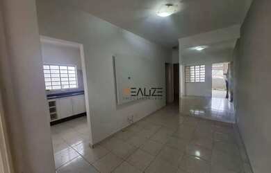 Imagem 3: Casa com piscina e 2 dormitórios à venda, 148 m² por R$ 450.000 - Residencial...