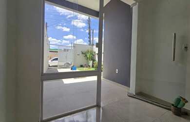 Imagem 4: VENDO UMA CASA. Varanda, 85m² de Área, 2 Vagas na garageme2 Dormitórios