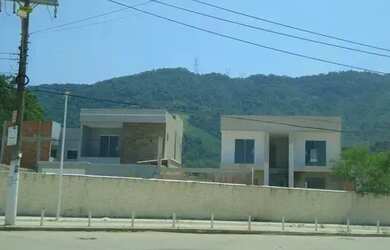 Imagem: O terreno possui 120m² de Área e está localizado em Campo