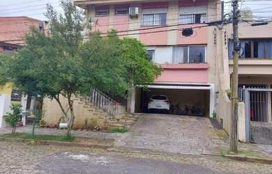 Imagem: A casa possui 5 Dormitórios, 4 Banheiros, 3 Vagas na garagem