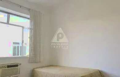 Imagem 7: Conjugado dividido em Sala e Quarto, 28 m² no Flamengo, próximo ao metrô