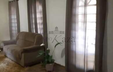 Imagem 2: Casa Térrea com Edícula - Jardim Satélite - 3 Dormitórios - 180m²