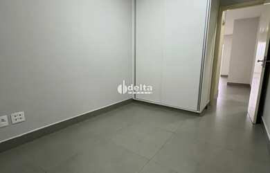 Imagem 7: Casa em condomínio com 3 quartos sendo 1 suíte disponível para venda...